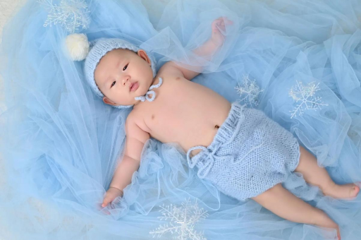 陵水宝宝流黄鼻涕打喷嚏